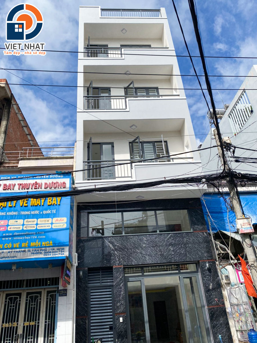 Thi công xây dựng nhà 1 trệt 1 lửng 3 lầu sân thượng nhà anh Xứng ở Quận Tân Phú 