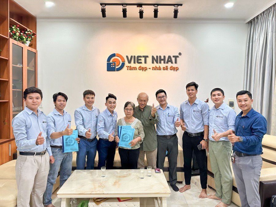 Việt Nhật Group ký hợp đồng xây dựng trọn gói nhà phố 1 trệt 2 lầu nhà cô Thu ở Quận Gò Vấp 