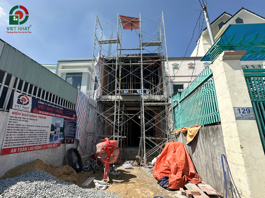 Tiến độ thi công tầng 2 nhà Anh Trong