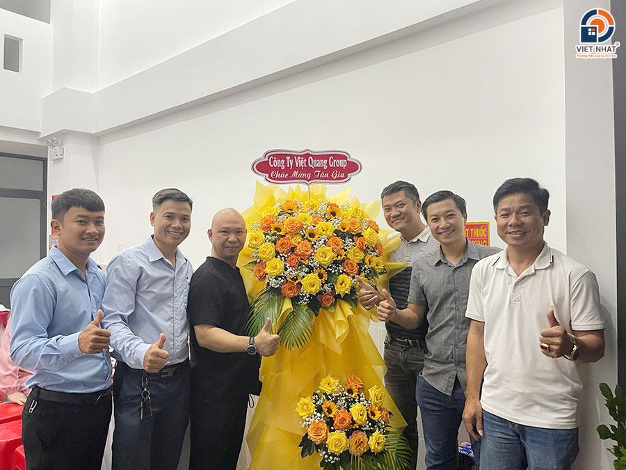 Bàn giao nhà phố 1 trệt 1 lửng 3 lầu tum sân thượng cho gia đình anh Nam Bình Tân 