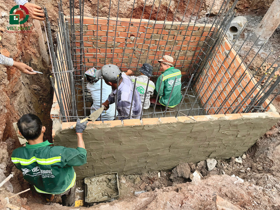 Hình ảnh thi công xây hố pit thang máy