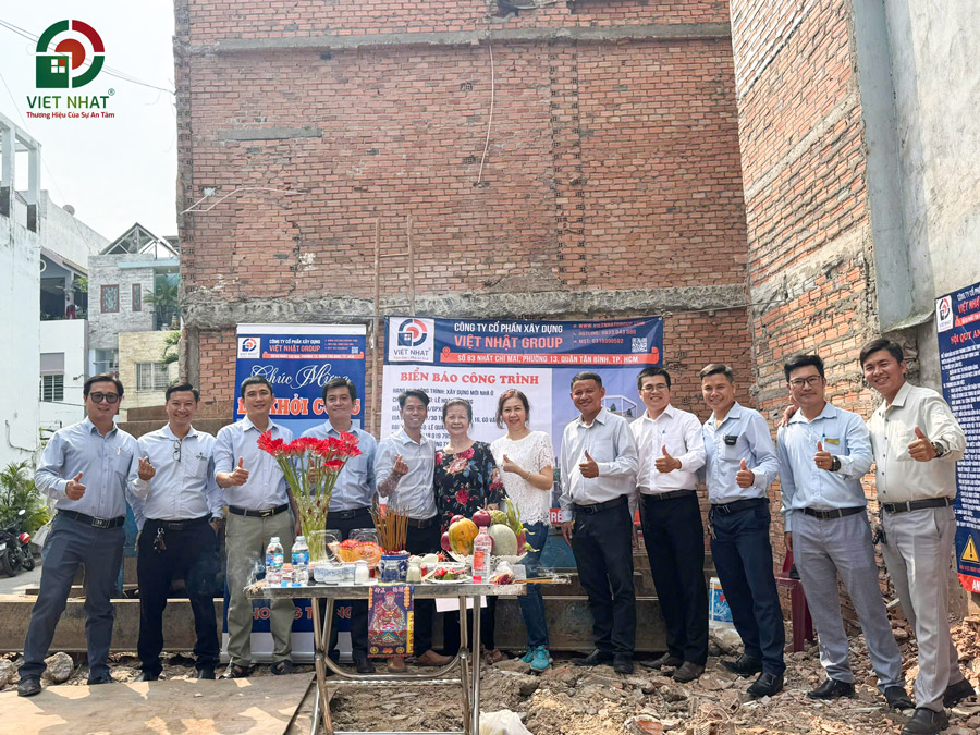 Việt Nhật Group tổ chức lễ khởi công xây dựng nhà 4 tầng Anh Trung ở Gò Vấp
