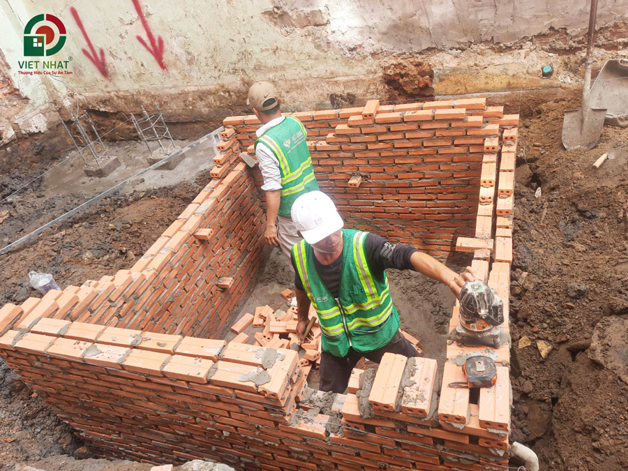 Quy trình xây nhà trọn gói 4 tầng 4x14m Chị Hồng ở Quận 5