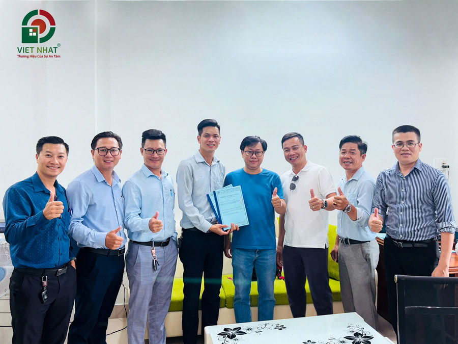 Ký hợp đồng xây nhà 3 tầng trọn gói cùng Anh Thành ở quận Tân Bình