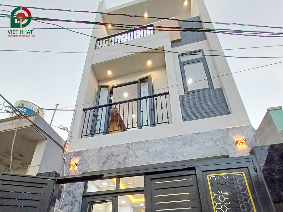 Hình ảnh bàn giao nhà 1 trệt 1 lầu tum sân thượng 4x14m