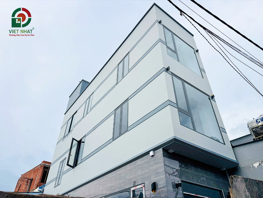 Xây nhà lô góc 2 mặt tiền 3 tầng 3x12m Anh Linh ở Hóc Môn 