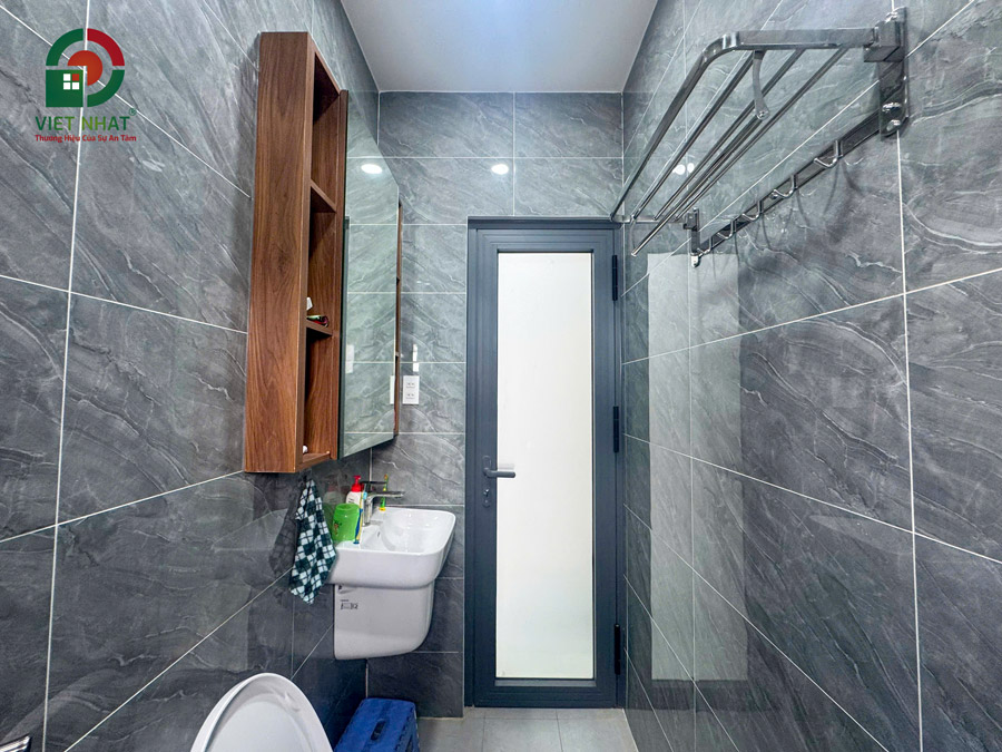 Hình ảnh bàn giao WC