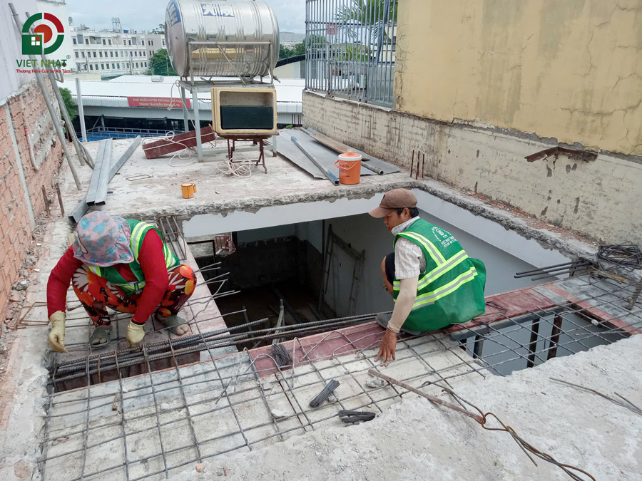 Hình ảnh thi công cốt thép sàn tầng 4