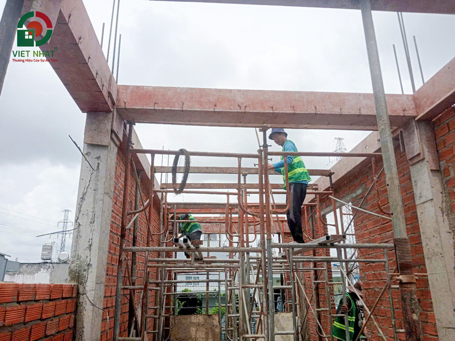 Hình ảnh thi công xây dựng tầng 2