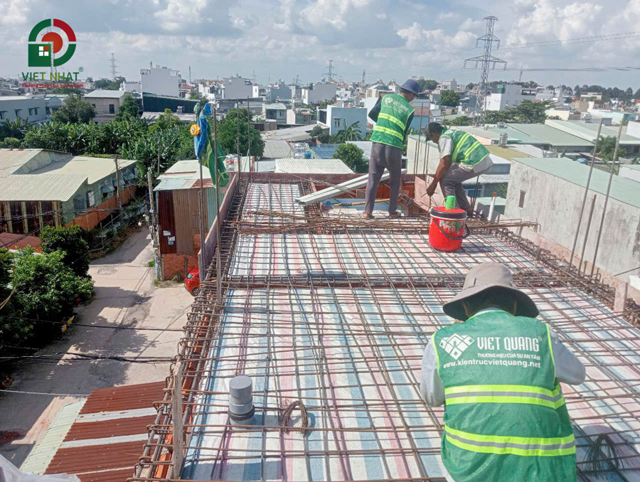 Hình ảnh thi công sắt thép sàn mái