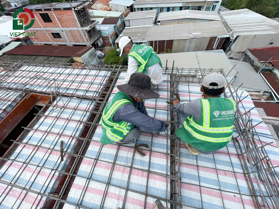 Hình ảnh thi công thép sàn mái