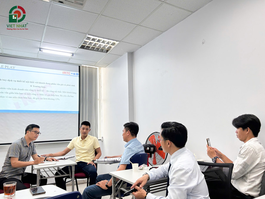Thực hành trên tình huống thực tế