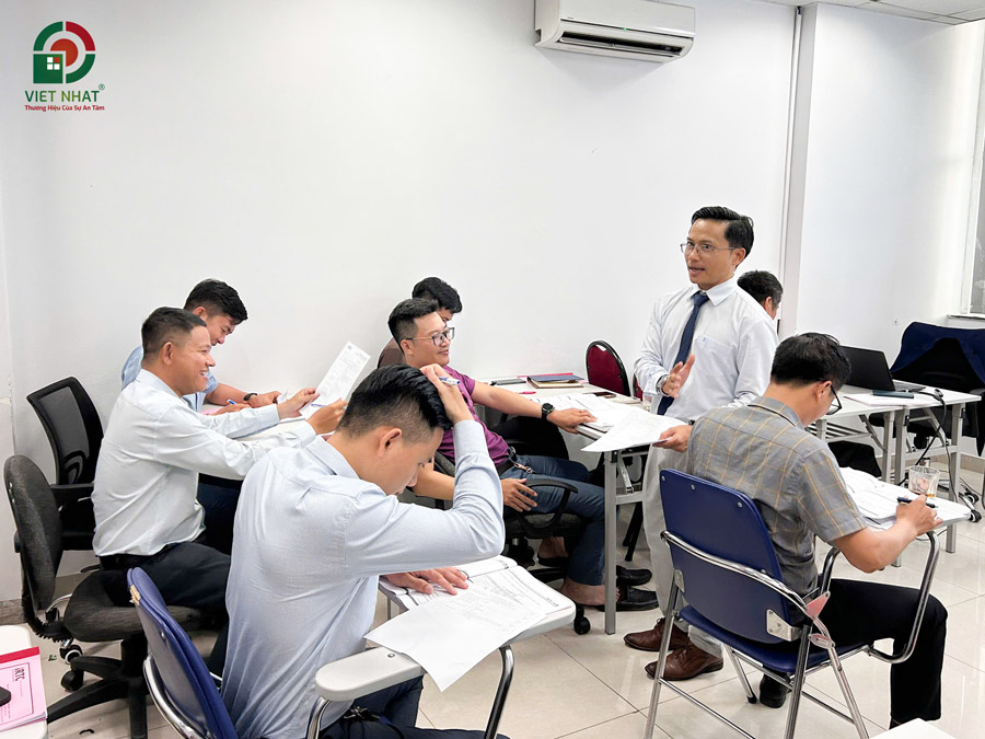 Tóm tắt và kiểm tra kiến thức sau khóa đào tạo kỹ năng