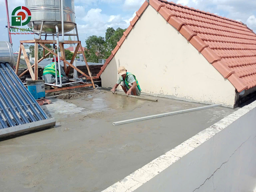 Hình ảnh thi công đổ nền sàn mái