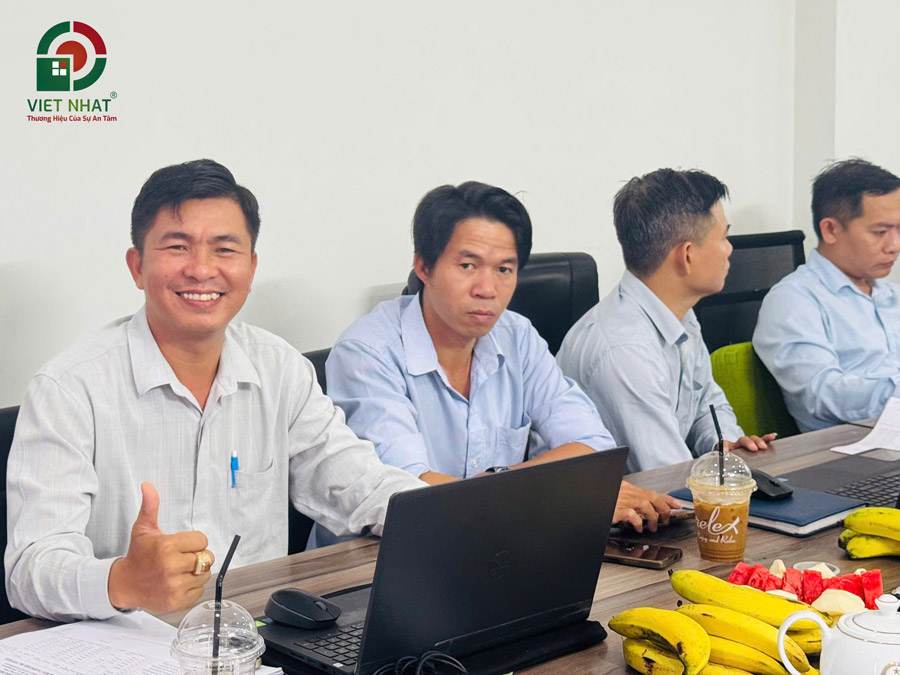 Hình ảnh Việt Nhật Group họp định kỳ tháng 08/2025