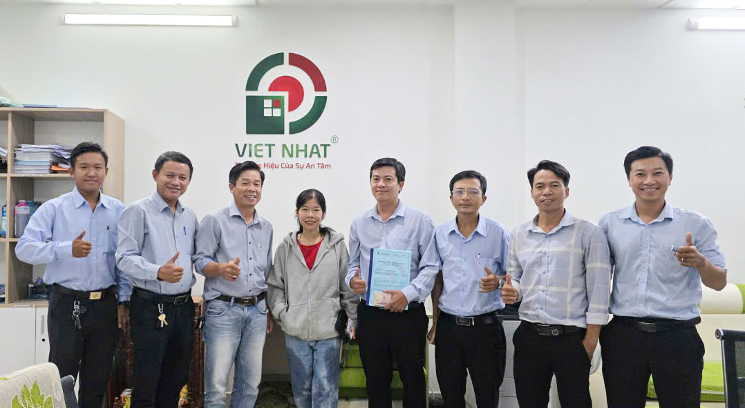 Ký Hợp Đồng Sửa Chữa Nhà Trọn Gói Chị Hà Ở Hóc Môn TP.HCM