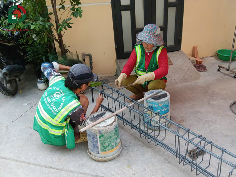 Hình ảnh thi công sắt thép trục cột