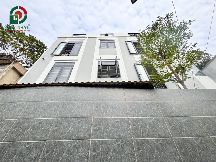 Hình ảnh bàn giao nhà 3 tầng sân thượng 5x14m