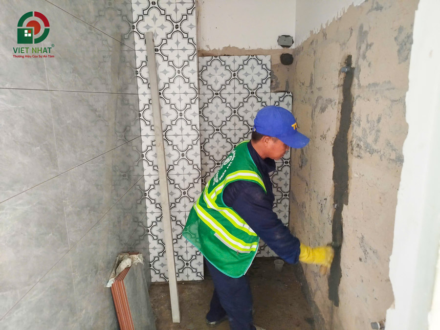 Hình ảnh thi công dặm vá đường điện nước âm tường