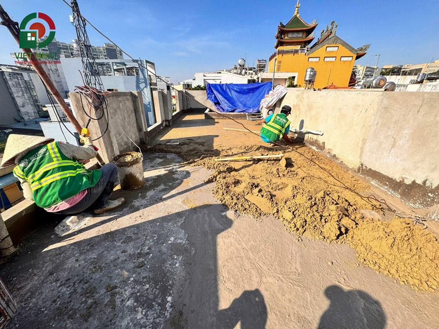 Hình ảnh thi công láng nền ốp gạch