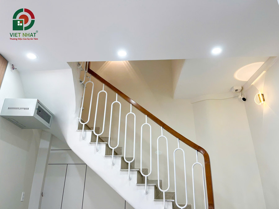 Hình ảnh bàn giao cầu thang bộ