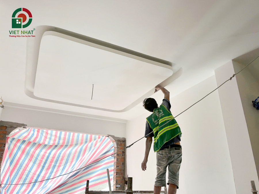 Hình ảnh thi công quét sơn hoàn thiện