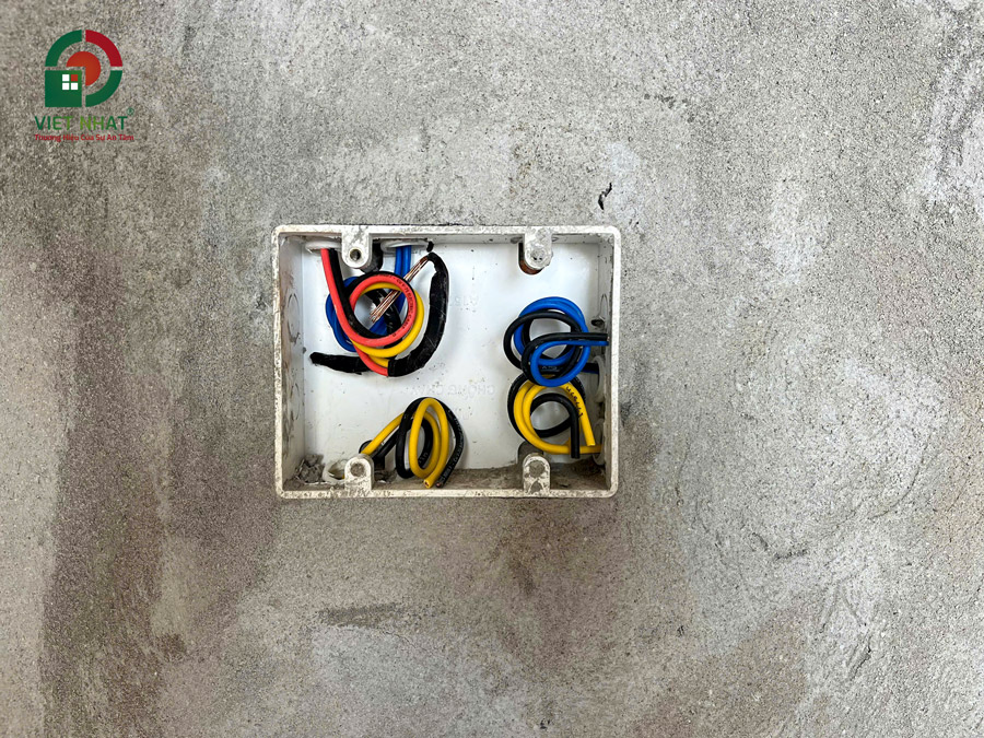 Hình ảnh thi công lắp đặt hệ thống điện