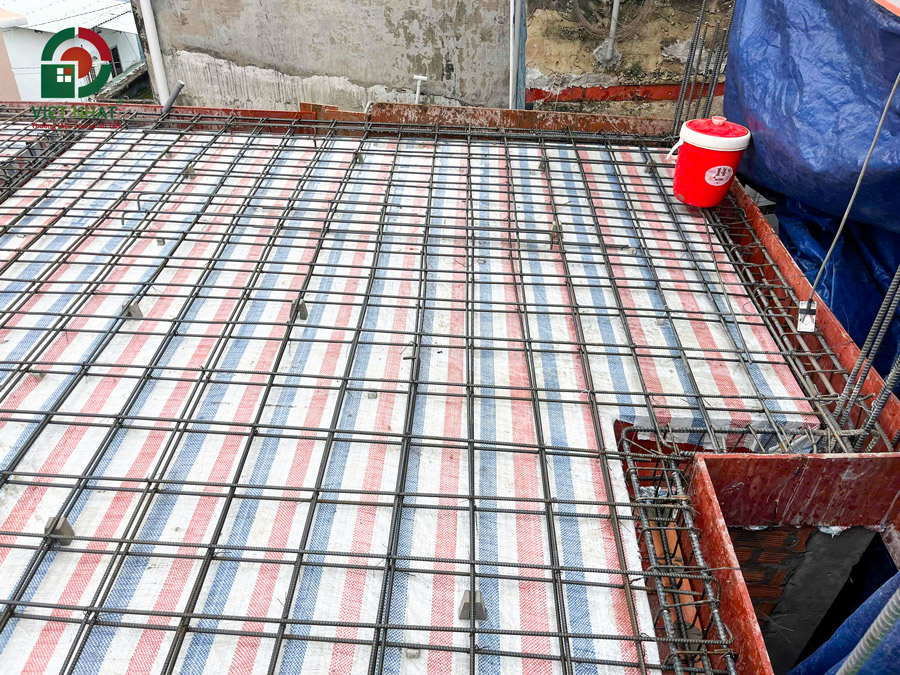 Hình ảnh thi công sắt thép sàn lầu 2