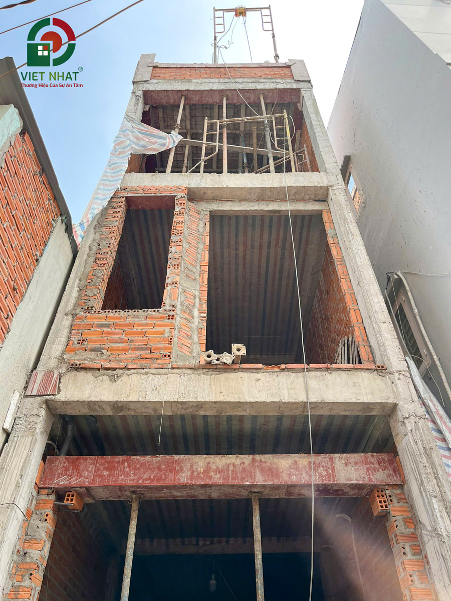 Hình ảnh thi công xây thô tầng thượng