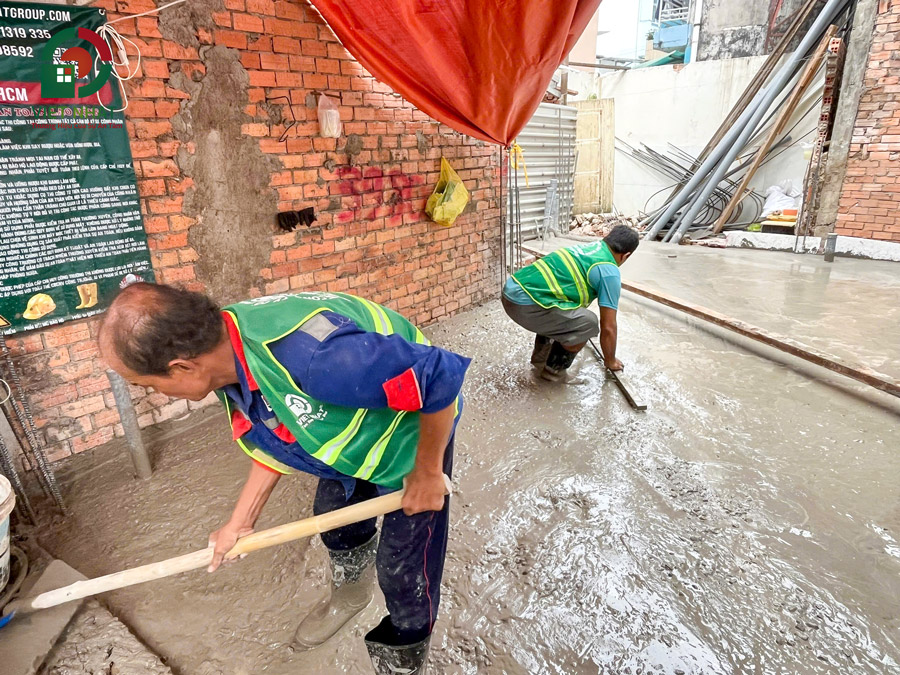 Hình ảnh thi công đổ bê tông sàn trệt