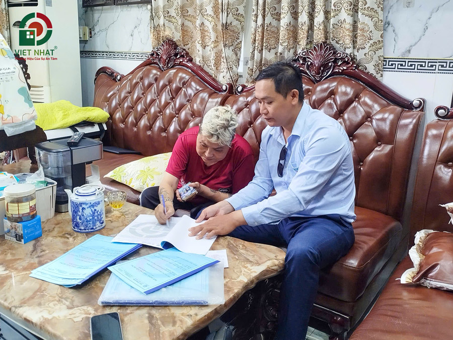 Quy Trình Sửa Nhà Trọn Gói 2 Tầng 8x18m - Từ Ký Hợp Đồng Đến Bàn Giao