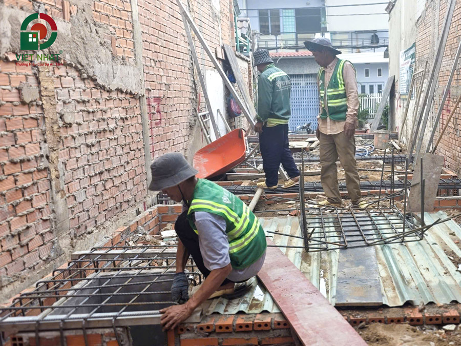 Hình ảnh thi công thép móng