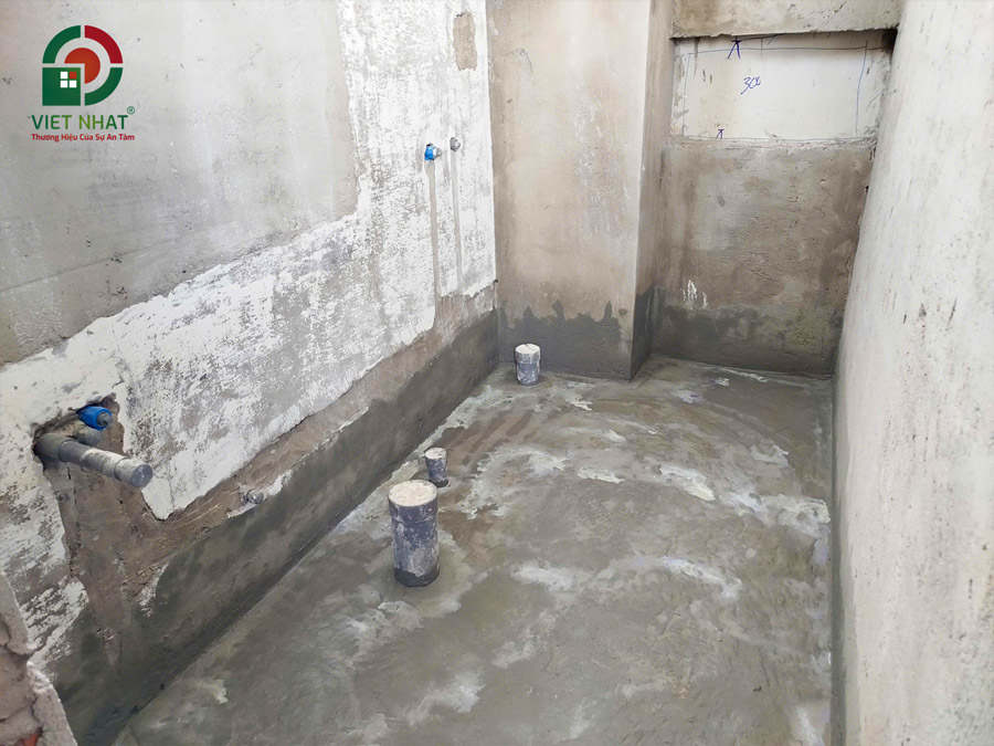 Hình ảnh thi công chống thấm WC