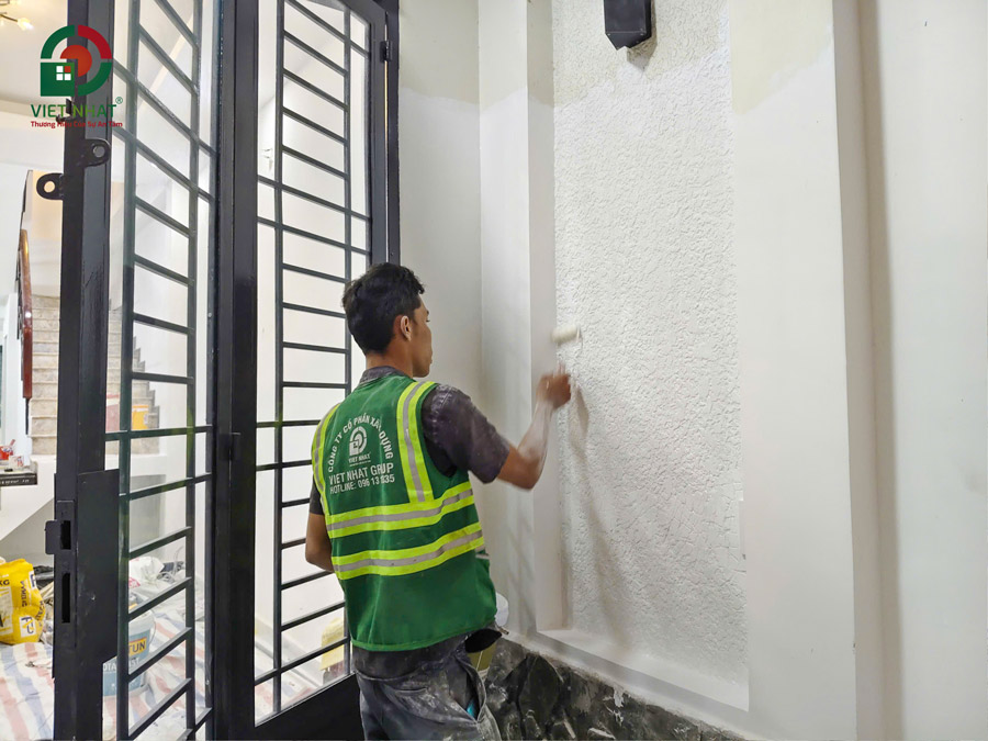 Hình ảnh thi công lăn sơn nước