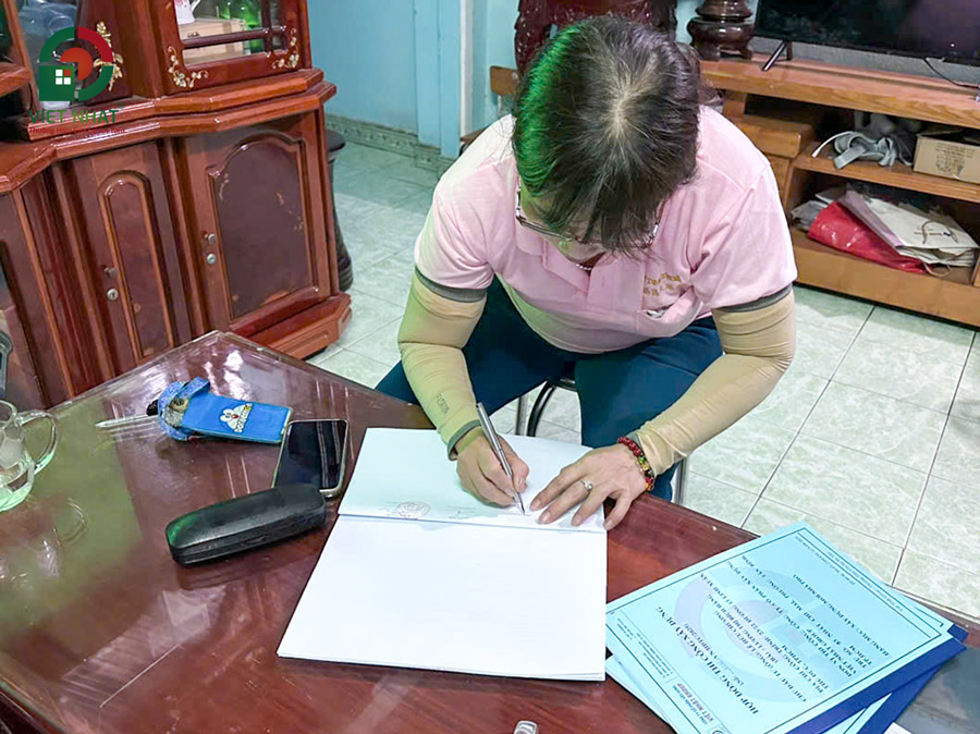 Việt Nhật Group ký hợp đồng xây nhà trọn gói 3 tầng Anh Chương ở phường Linh Xuân - TPHCM