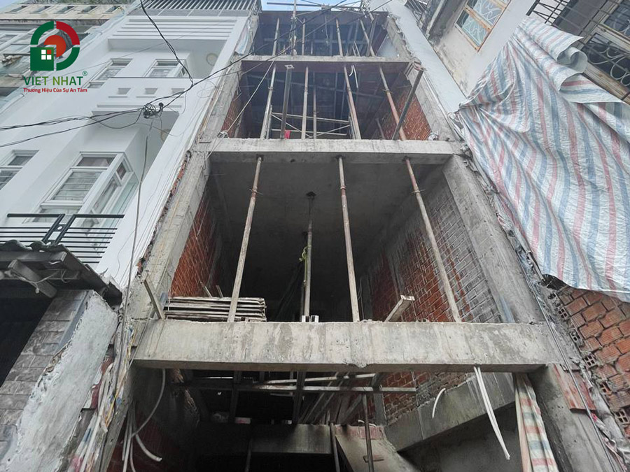 Hình ảnh tiến độ thi công lầu 2