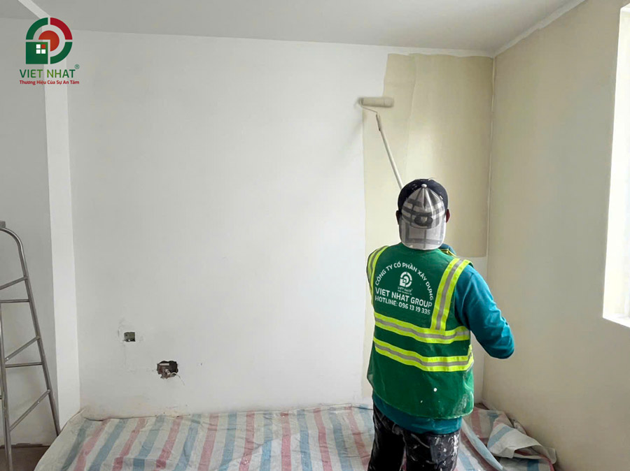 Hình ảnh thi công lăn sơn nước