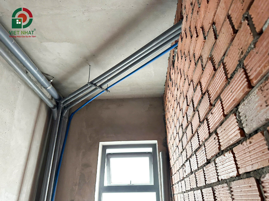 Hình ảnh thi công ống nước âm tường