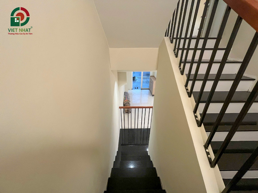 Hình ảnh bàn giao cầu thang bộ