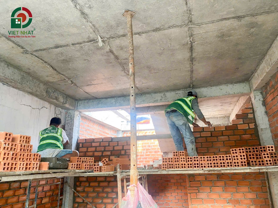 Vì sao lanh tô bắt buộc phải có khi xây dựng nhà phố