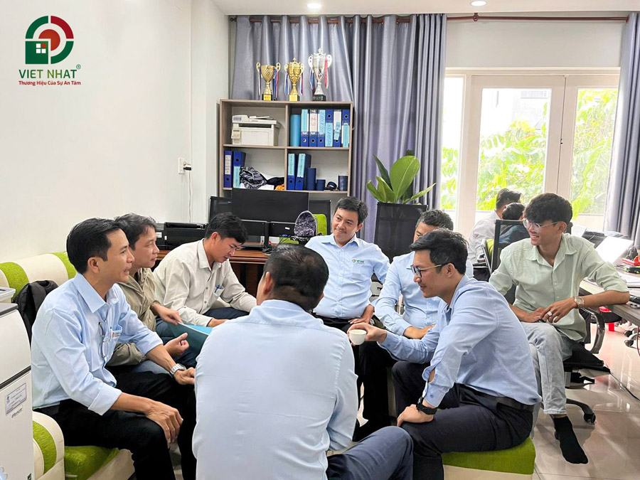 Hình ảnh Việt Nhật Group ký hợp đồng sửa nhà trọn gói Anh Bằng ở phường An Lạc