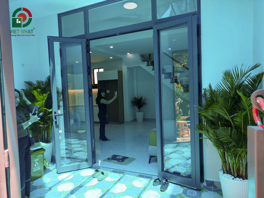 Hình ảnh nghiệm thu và bàn giao sân trước