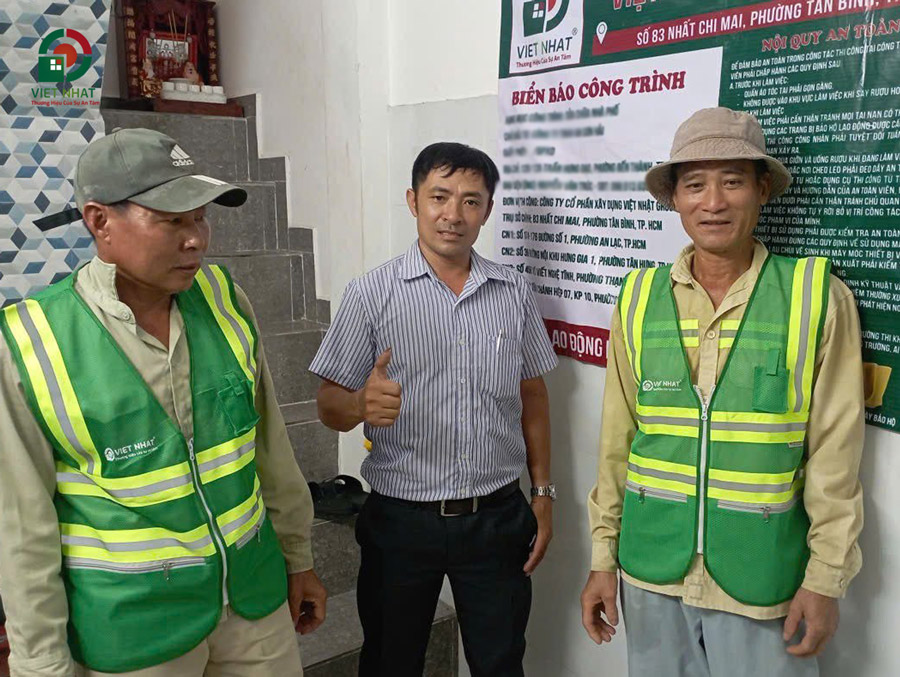 Ký hợp đồng cải tạo – “Thay áo mới” cho ngôi nhà cũ 