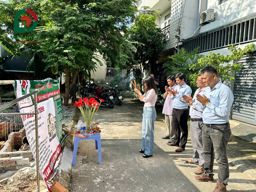 Khởi công xây nhà Chị Oanh ở phường Bình Trưng