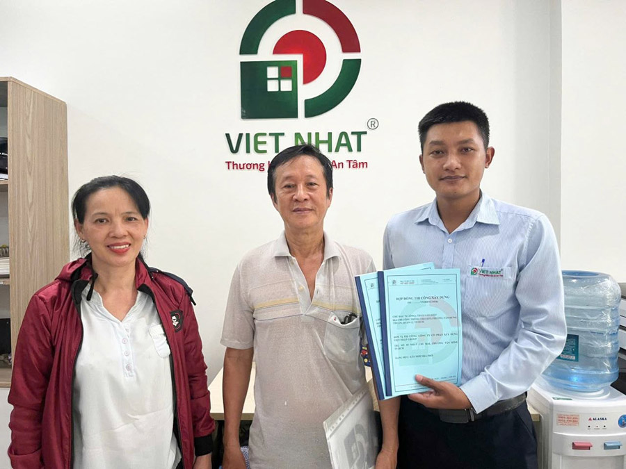 Ký hợp đồng xây nhà trọn gói Chú Hiệp ở TPHCM